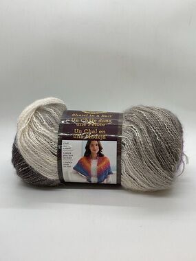 Shawl in a Ball Gradient Knit Sweater Yarn - Cream and Gray